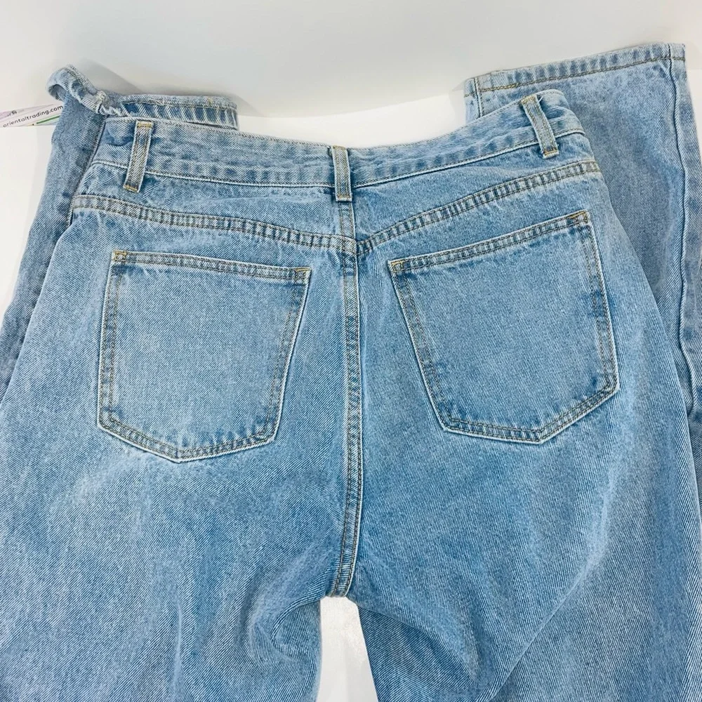 Pretty Little Thing Jeans - Picture 3 of 4